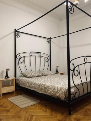 Tara's Hostel